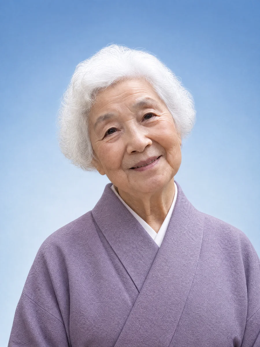旅行先のカーディガン姿から、着物の遺影へ(仕上がり)